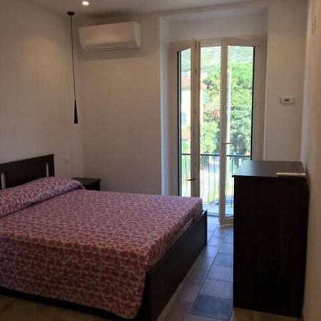 莱万托La Casa Di Gloria公寓 外观 照片